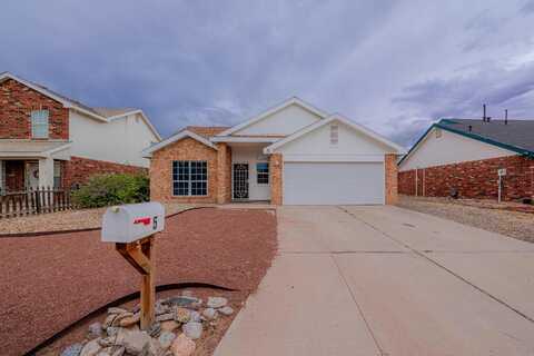 5 Apache Plume Road, Los Lunas, NM 87031