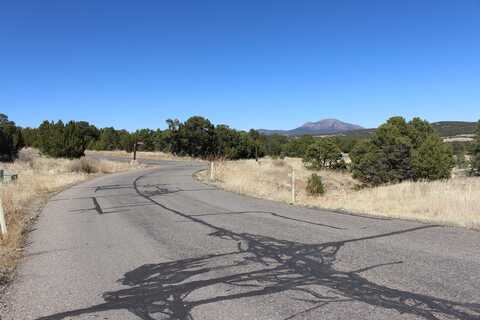 37 Nature Pointe Drive, Tijeras, NM 87059