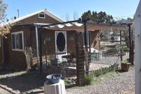 175 HOP CANYON Road, Magdalena, NM 87825