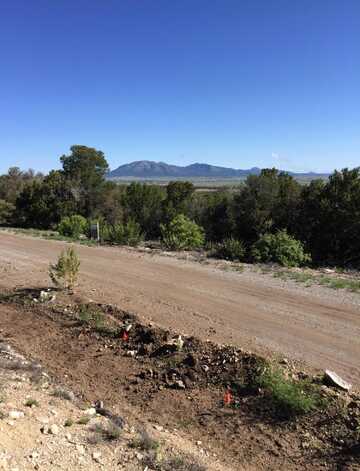 13 Las Nietas Court, Edgewood, NM 87015