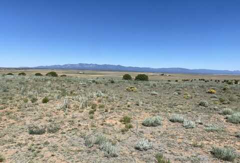 320 Ac. Hwy 60, Mountainair, NM 87036