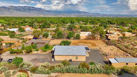 187 Ashley Lane, Corrales, NM 87048