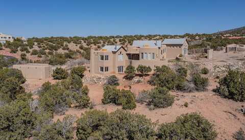 71 Tunnel Springs Road, Placitas, NM 87043