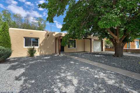 4821 HAINES Avenue NE, Albuquerque, NM 87110