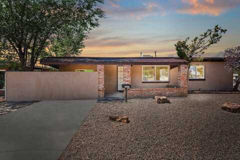 2325 PENNSYLVANIA Street NE, Albuquerque, NM 87110