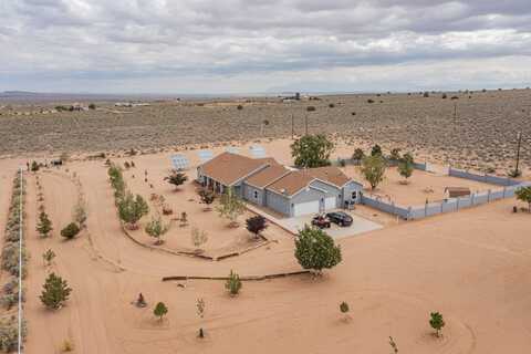 2 Aventura Road, Los Lunas, NM 87031