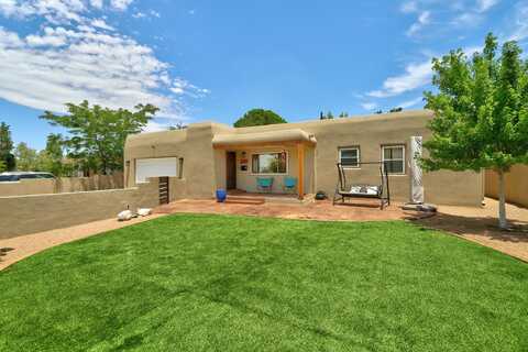 3707 La Hacienda Drive NE, Albuquerque, NM 87110