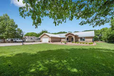11 Camino De Flores, Peralta, NM 87042