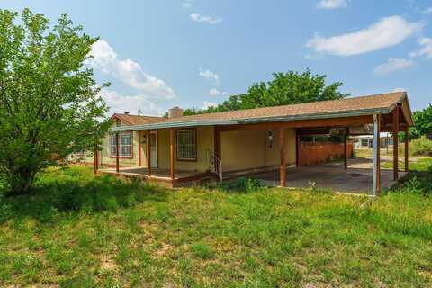 1213 First Street, Moriarty, NM 87035