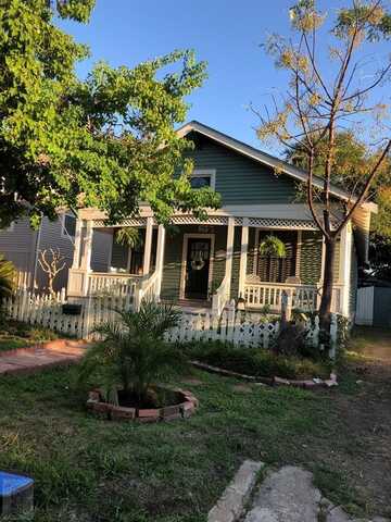 3327 Ave O 1/2, Galveston, TX 77550