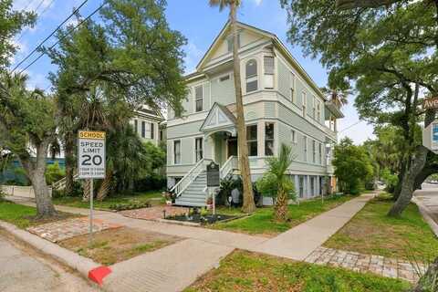 2327 Ave M, Galveston, TX 77550