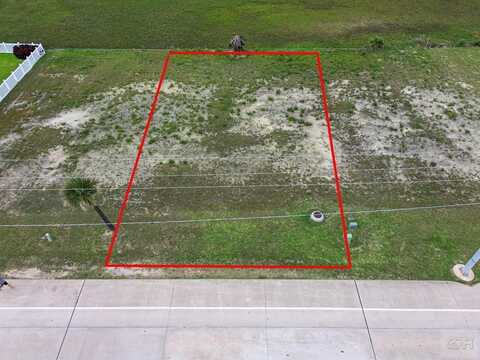 Lot 28 Tiki Drive, Tiki Island, TX 77554