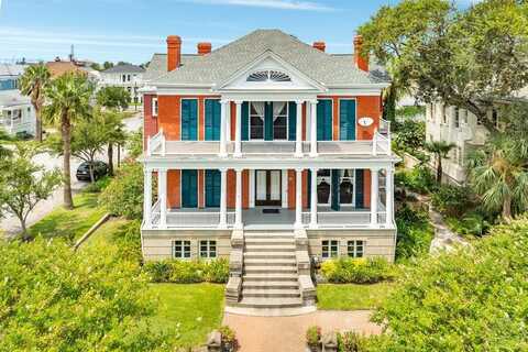 1428 Ball Street, Galveston, TX 77550