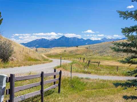 403 Fleshman Creek Road, Livingston, MT 59047