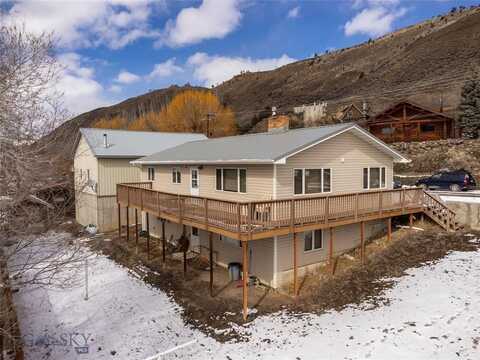 125 Granite Street, Gardiner, MT 59030