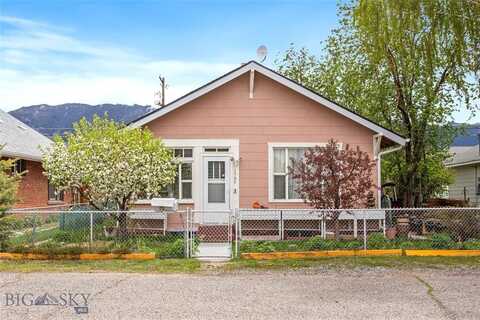 1908 Reynolds Avenue, Butte, MT 59701