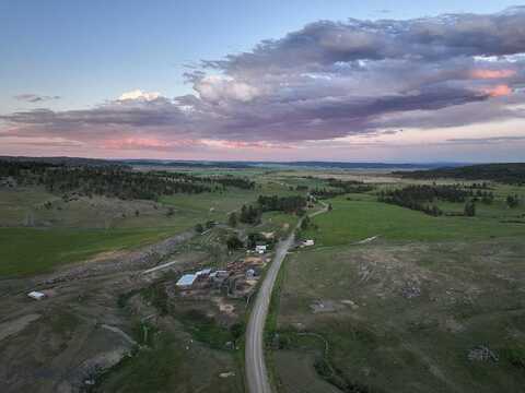 659 Deadmans Canyon Road, Big Timber, MT 59069