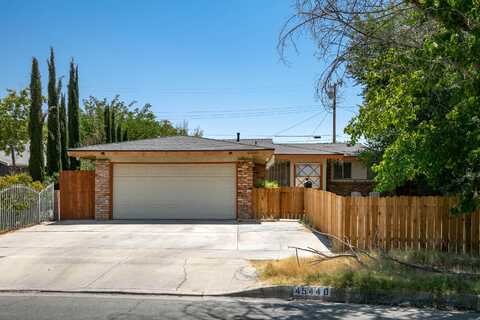 45440 W 13th Street, Lancaster, CA 93534