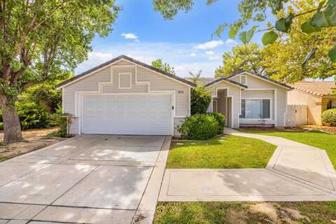 1816 Ave H4, Lancaster, CA 93534