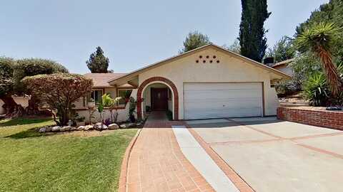 20910 Calwood Street, Santa Clarita, CA 91350