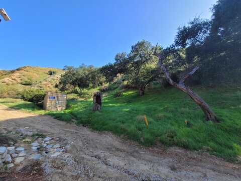 0 North Trail, Sylmar, CA 91342