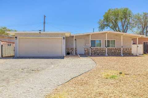 714 W H13, Lancaster, CA 93534