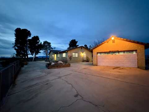 10557 Hamilton Road, Rosamond, CA 93560