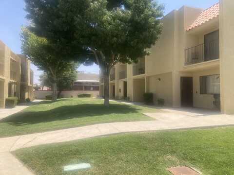 44200 Kingtree Avenue, Lancaster, CA 93534