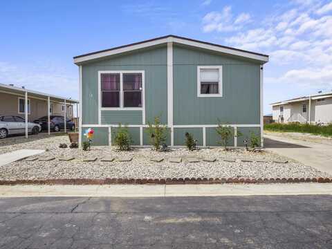 1550 20th Street, Rosamond, CA 93560