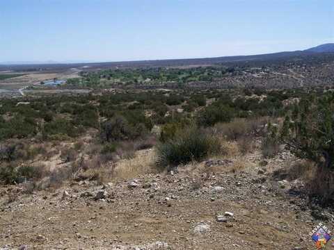 Vic Helmstone Rd Avenue, Juniper Hills, CA 93543