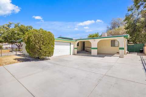 712 W Avenue H11, Lancaster, CA 93534