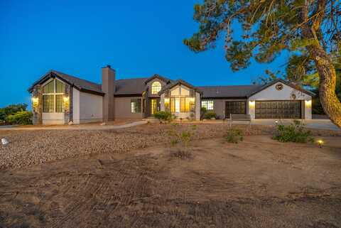 31920 Crystalaire Drive, Llano, CA 93544