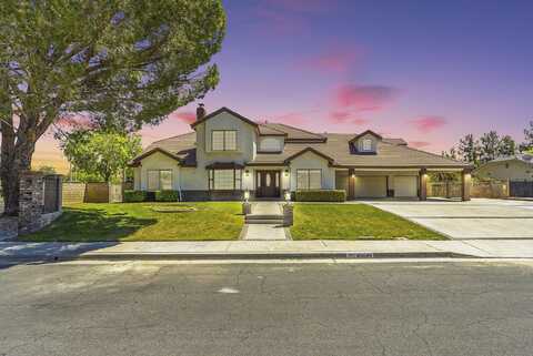 43946 Clark Court, Lancaster, CA 93536