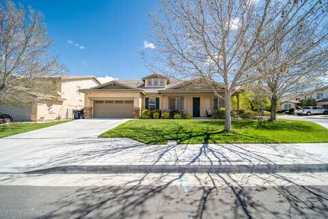 44022 Raven Lane, Lancaster, CA 93536