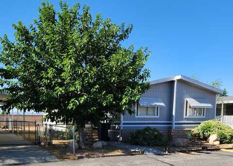 3303 Sierra Highway, Rosamond, CA 93560