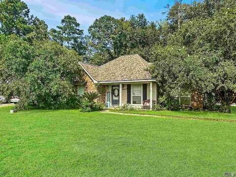 35046 NAPOLEON DR, Denham Springs, LA 70706