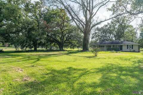 9575 LA HWY 22, Saint Amant, LA 70774