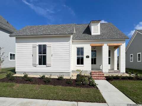 1333 AMERICANA BLVD, Zachary, LA 70791