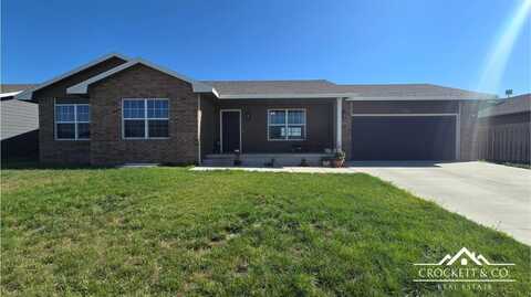 4116 Hawthorne Way, Garden City, KS 67846