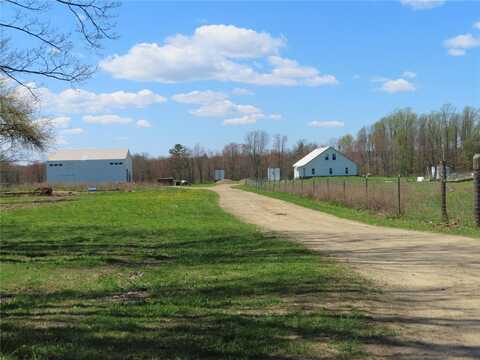 15765 MAPLES Road, Linesville, PA 16424