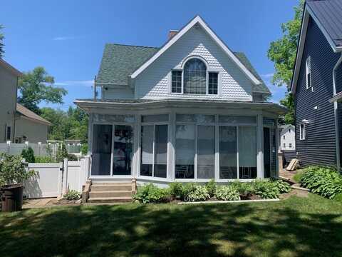 10901 LAKE FRONT Street, Conneaut Lake, PA 16316