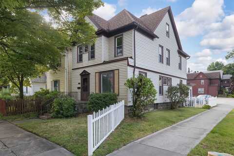 829 W 9TH Street, Erie, PA 16502