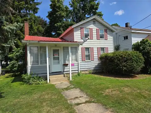 112 E PLUM Street, Edinboro, PA 16412