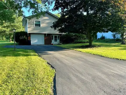 23995 THORNAPPLE Drive, Cambridge, PA 16403