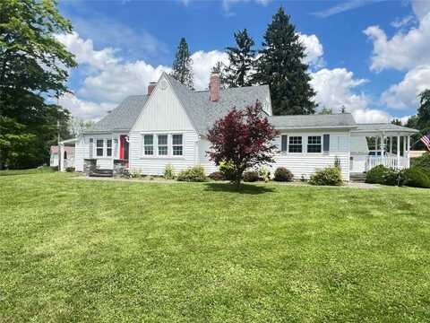 12044 OAKMONT Drive, Conneaut Lake, PA 16316