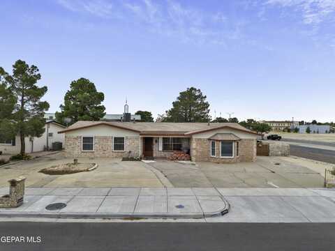 10900 Sam Snead Drive, El Paso, TX 79936