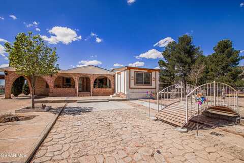 17 Espiga Place, Anthony, NM 88021