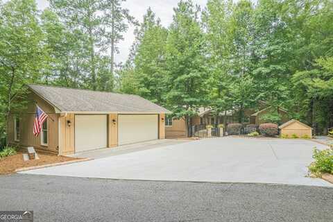 205 Grizzly Bear, Hartwell, GA 30643