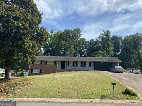 2709 Woodfen, Ellenwood, GA 30294