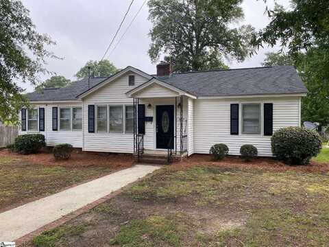 605 E Ferguson Street, Clinton, SC 29325